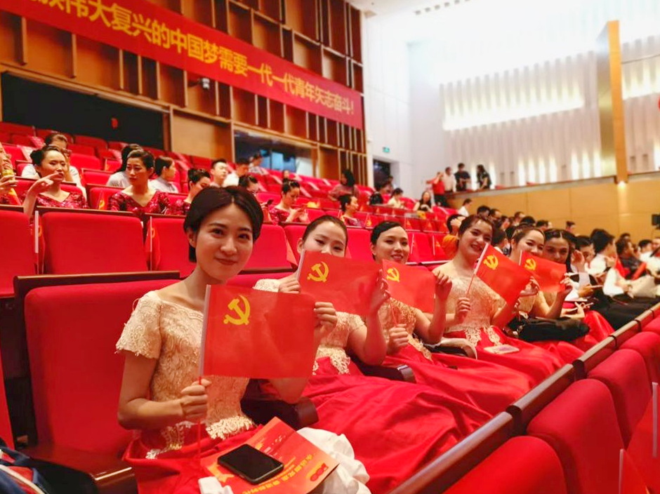 海峡出版发行集团青年参加省直宣传文化系统庆祝中国共产党成立100周年歌诵会